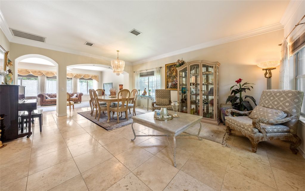 6707 Winnipeg Cv, Austin Property Listing: MLS® #8611632