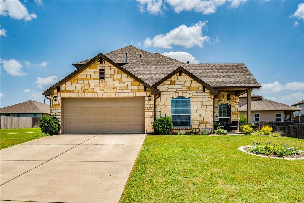 154 Screech Owl Drive, Kyle