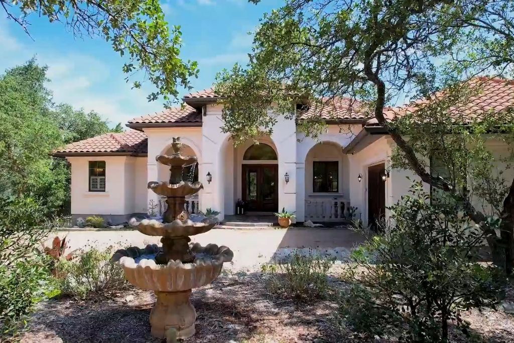 817 Woodcreek Ranch Road, Wimberley