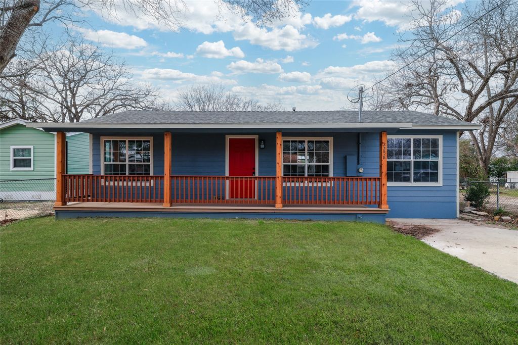 2258 W Mill Street, New Braunfels
