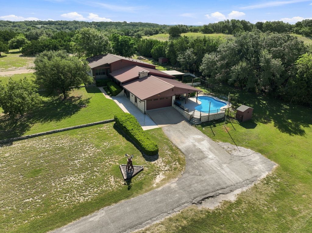 606 Rolling Hills Road, Liberty Hill