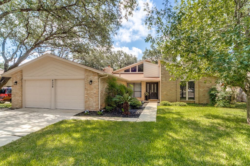 4258 Tall Elm Woods, San Antonio