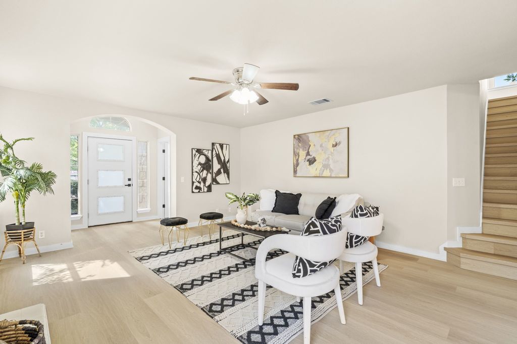 1407 Waterfall Avenue, Leander