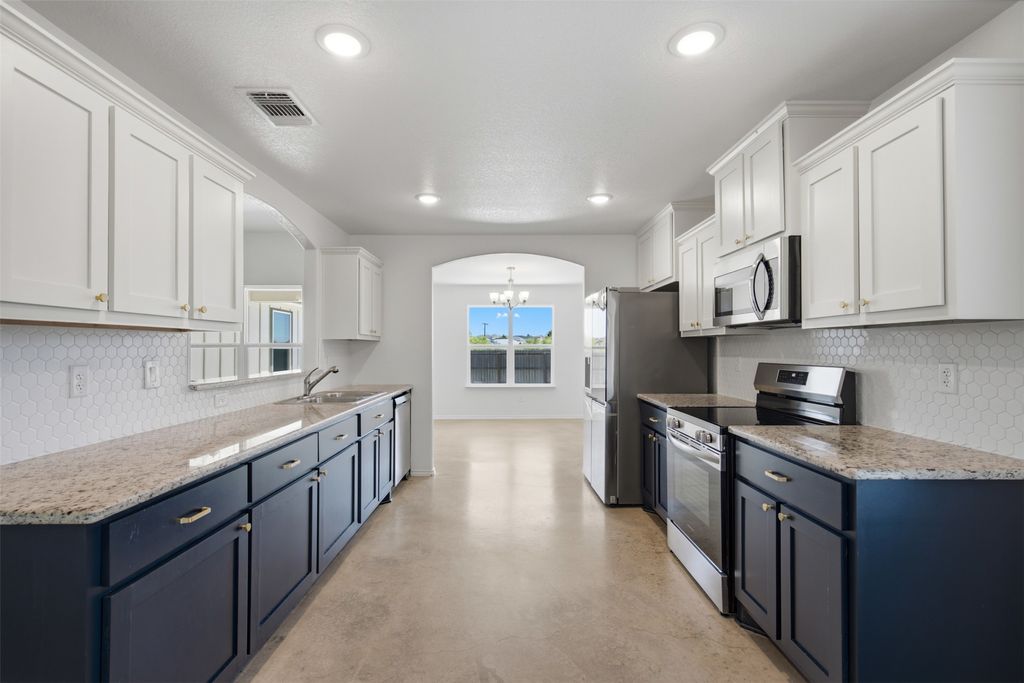 6606 Muggle Avenue, Killeen