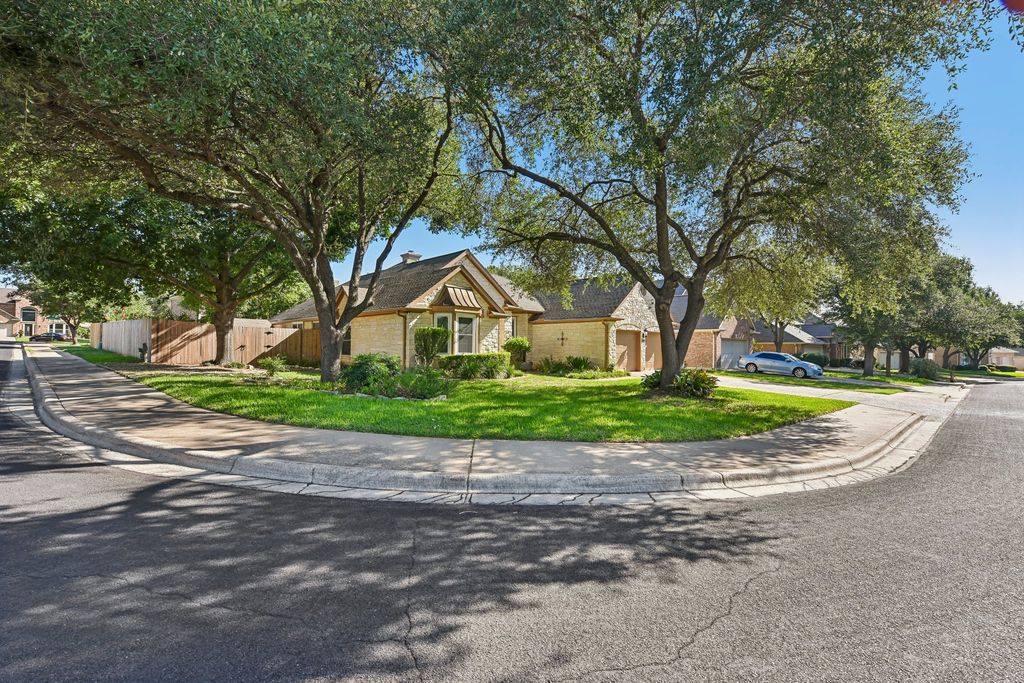 10020 Majorca Drive, Austin