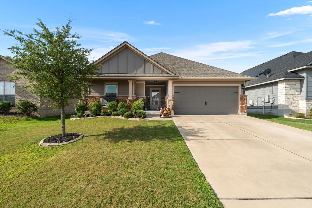 188 Beth Ann Loop, Taylor