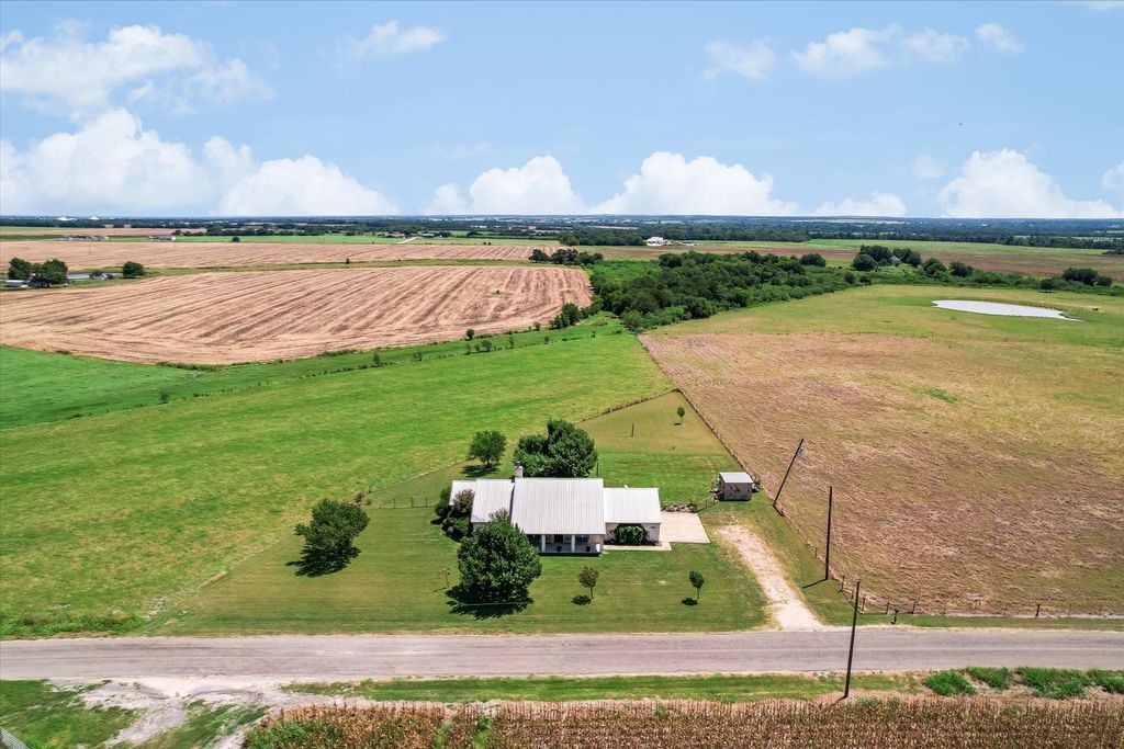 1465 County Road 436, Thrall