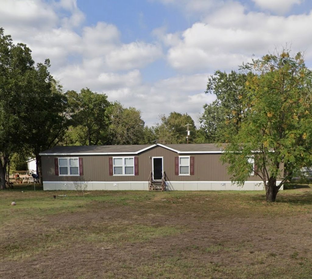 3415 River Road, Cedar Creek