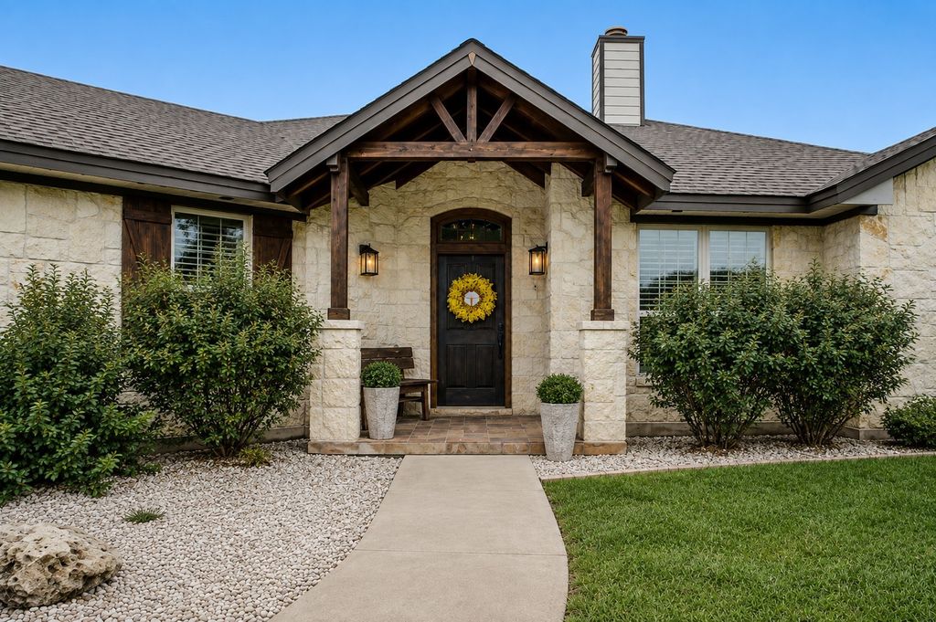 105 Sonora Drive, Bertram