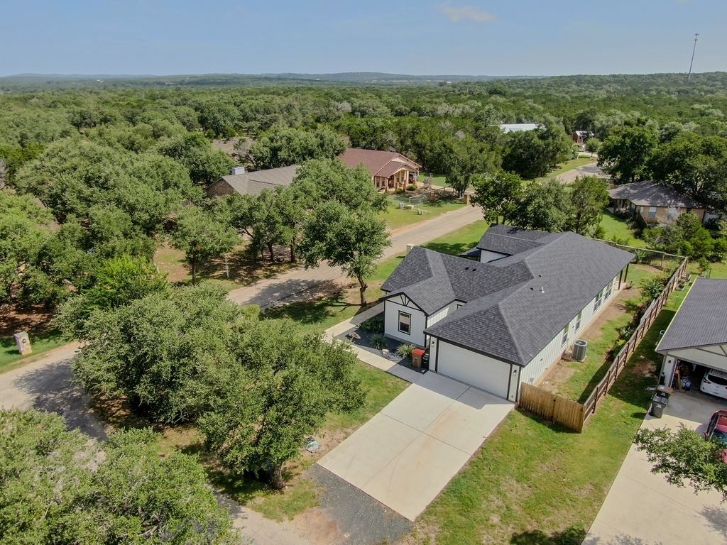 54 Persimmon Dr Drive, Wimberley