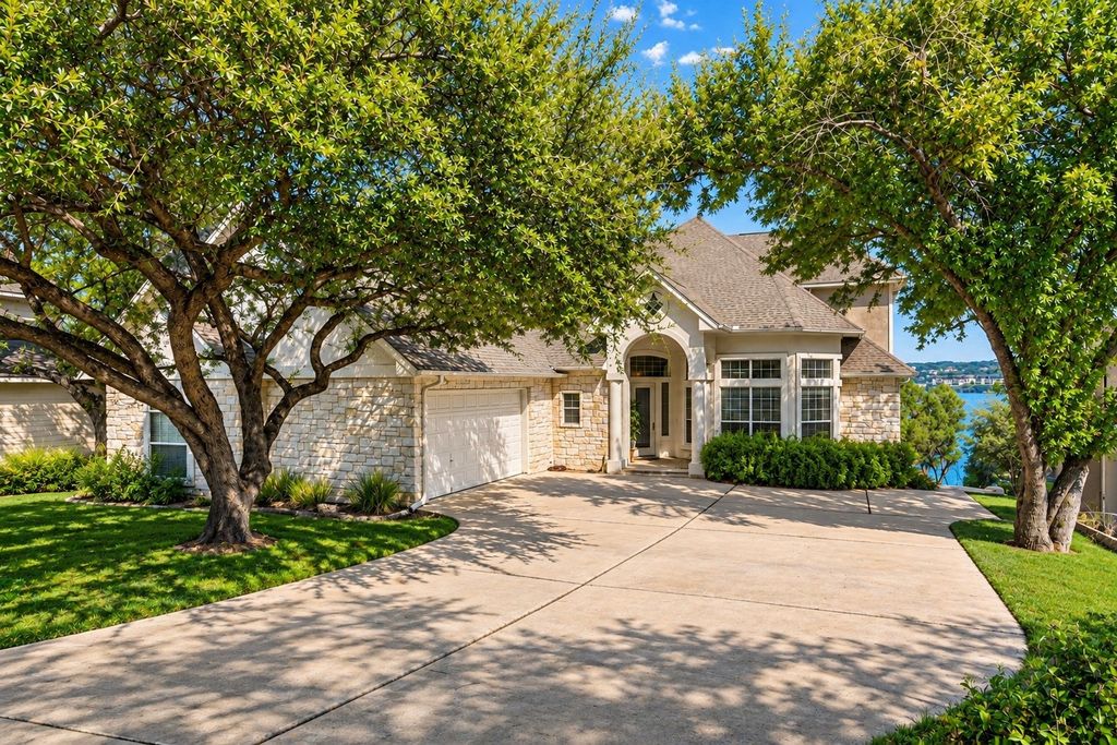 343 Venture Boulevard S, Point Venture