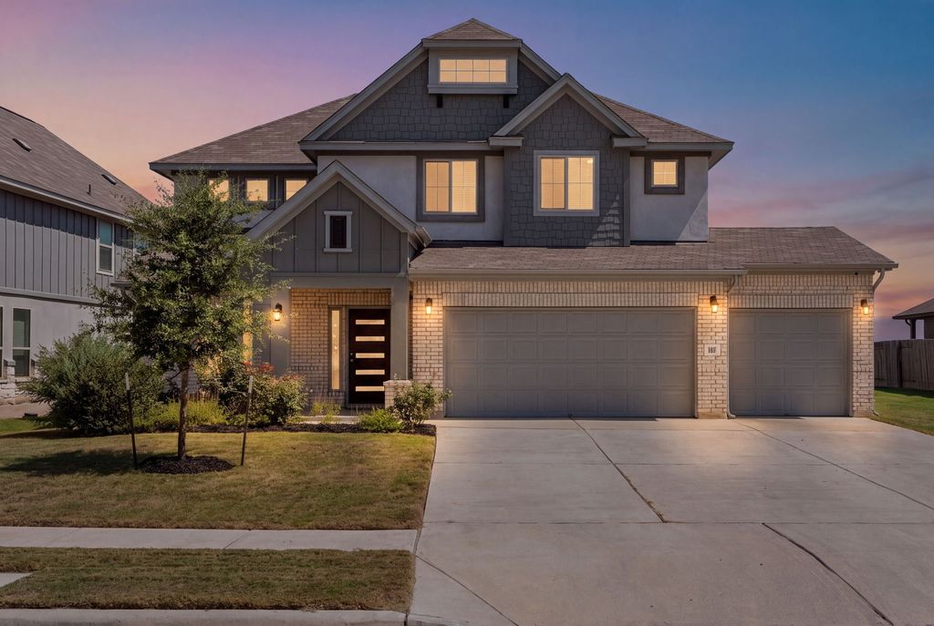167 Dogvane Circle, Kyle