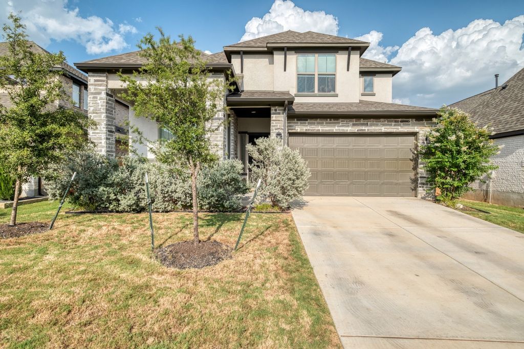 510 Prickly Poppy Loop, Kyle