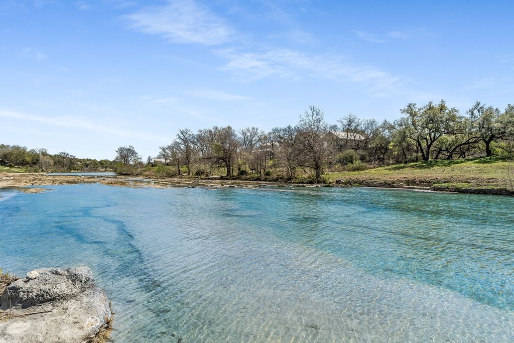 1600 Flite Acres Road, Wimberley