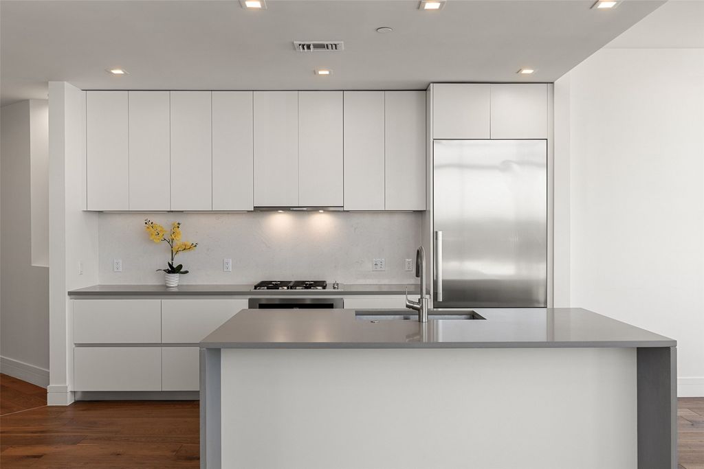 501 West Avenue 1304, Austin