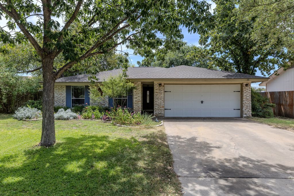 8509 Slant Oak Drive, Austin