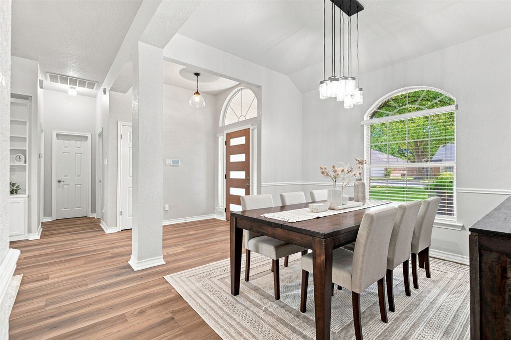 1010 Rocky Creek Drive, Pflugerville