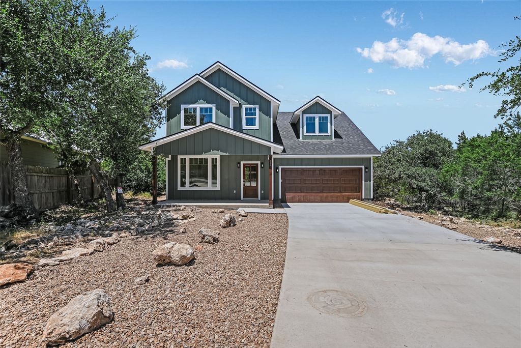 13 Rock Hollow Circle, Wimberley