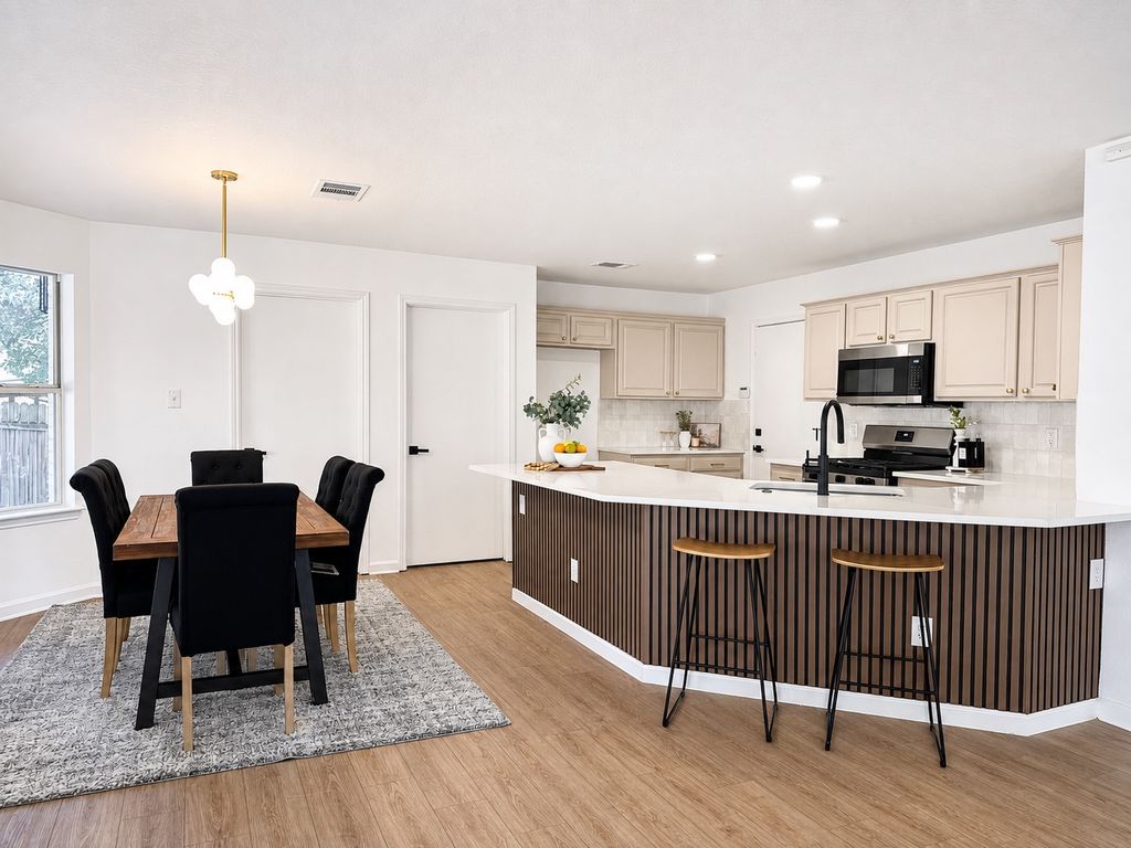 1808 Whirlwind Trail, Round Rock