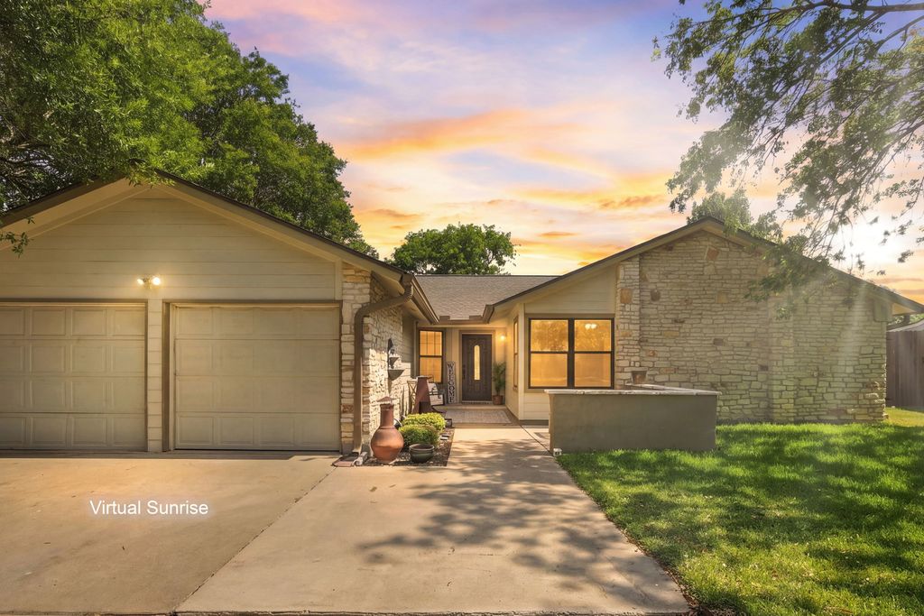 1702 E Messick Loop, Round Rock