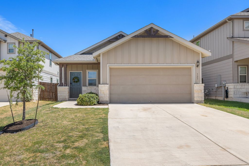 323 Zuma Drive, Liberty Hill