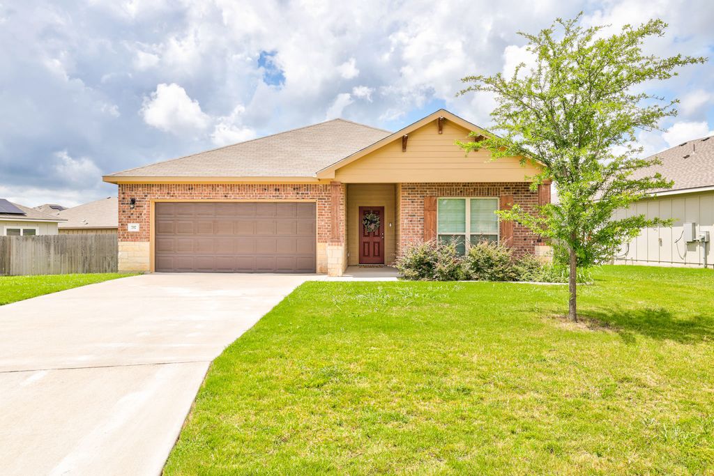 717 Friar Tuck Drive, Temple