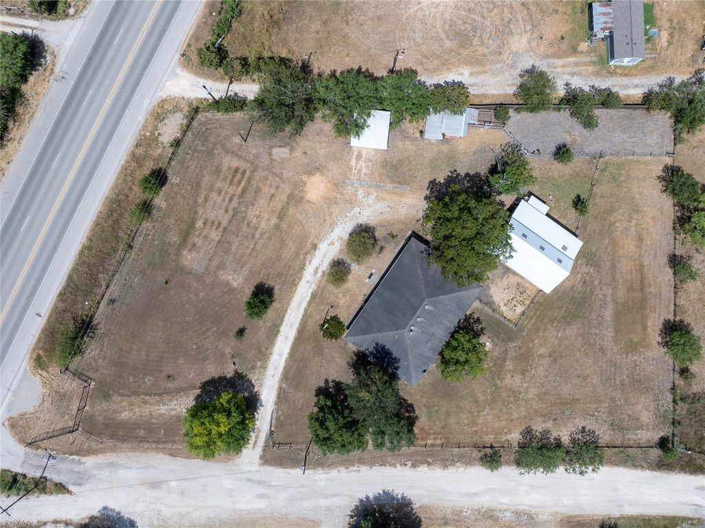 2481 Highway 21 W, Dale