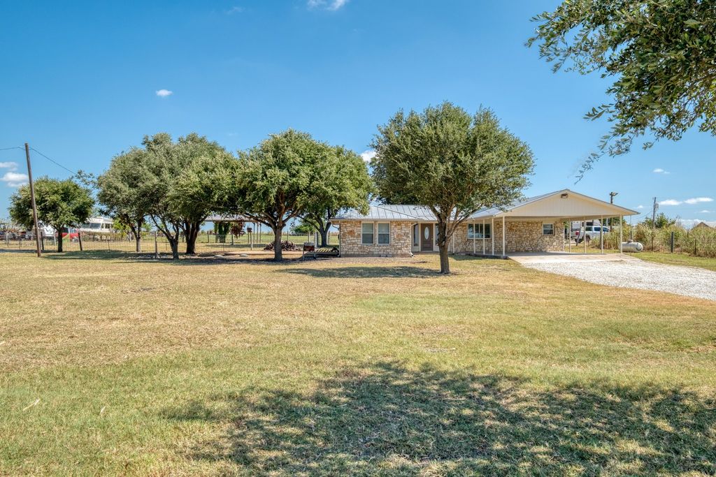 20960 Cameron Road, Coupland