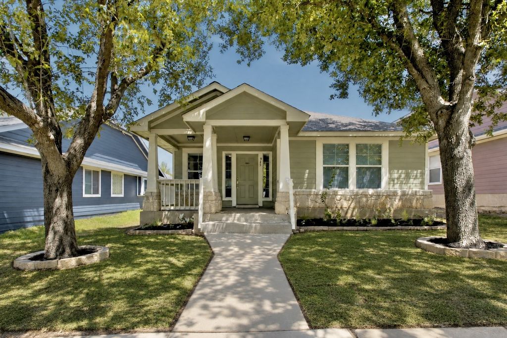 945 King Cotton Lane, Round Rock