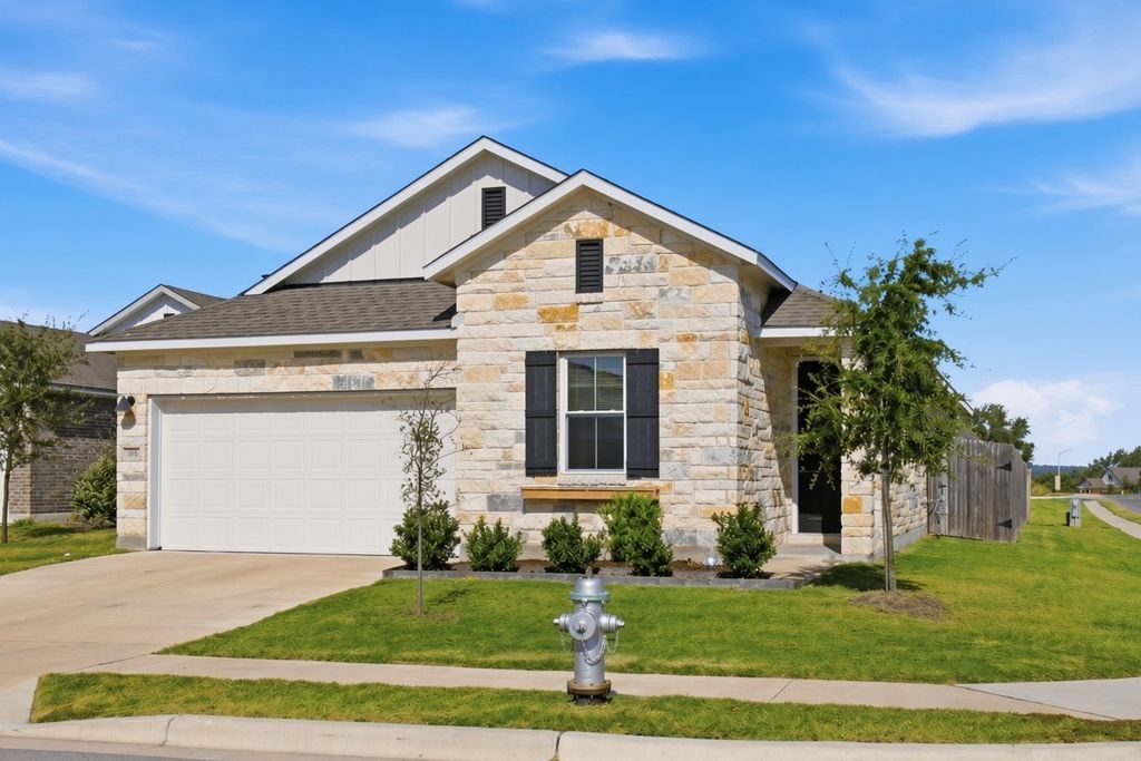 104 Ladolia Lane, San Marcos