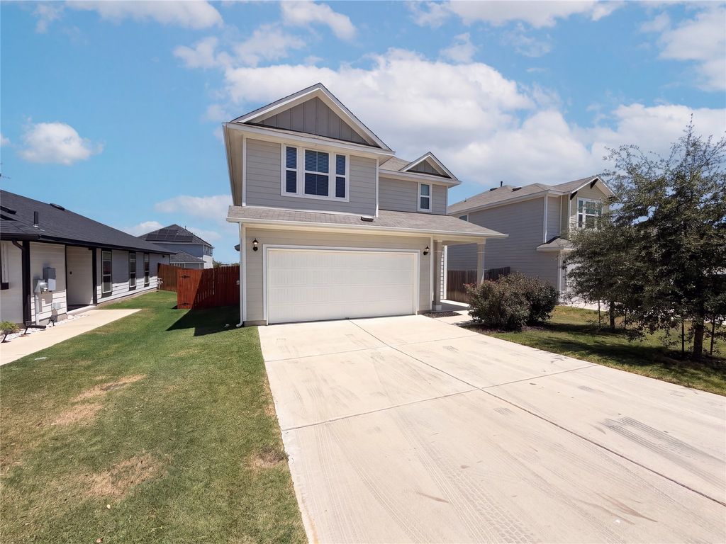 124 Crescent Street, Georgetown