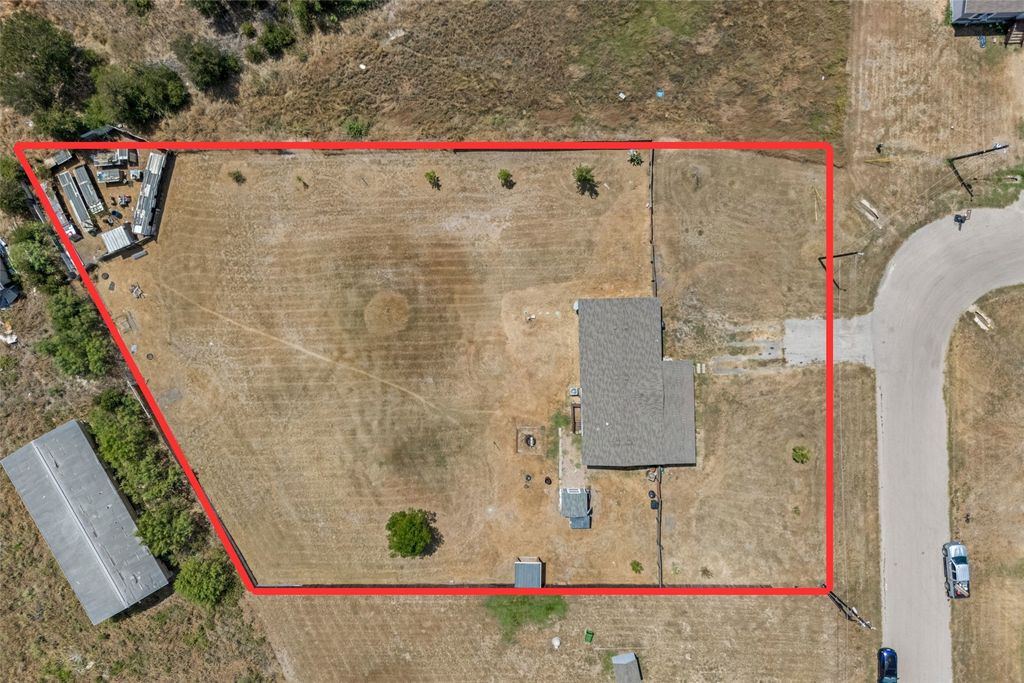 138 Double C Drive, Cedar Creek