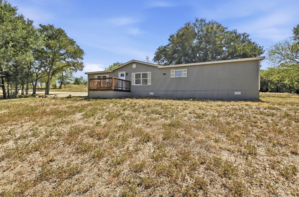 871 Political Road, Lockhart