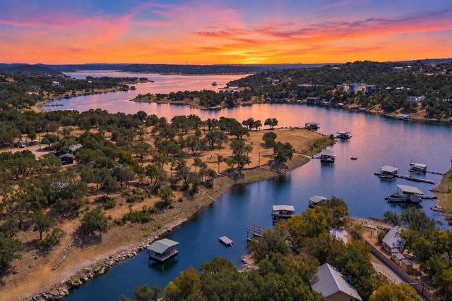Lake Travis Real Estate - MLS # 1933078, Residential real estate for Sale in Big Bee Creek, MLS Listings # 1933078