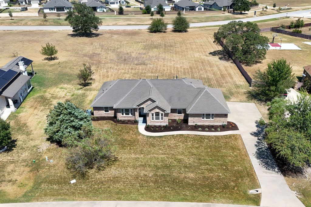 268 Chisholm Trail, Bastrop