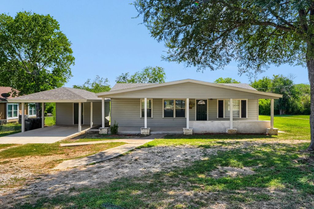 1211 N Bishop Street, San Marcos