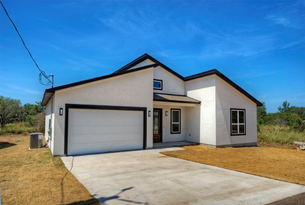 149 Waimanalo Lane, Bastrop