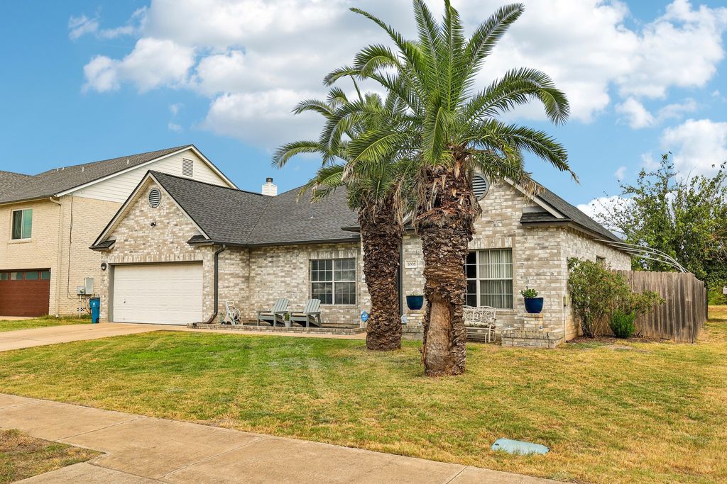 1008 Statler Bend Drive, Pflugerville