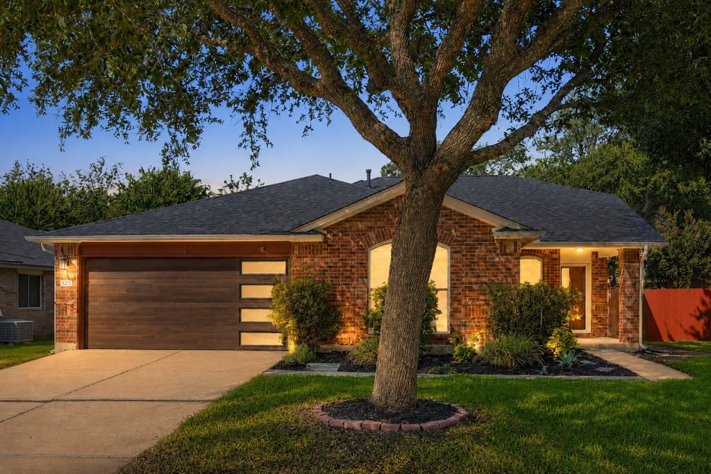3228 Arroyo Bluff Lane, Round Rock
