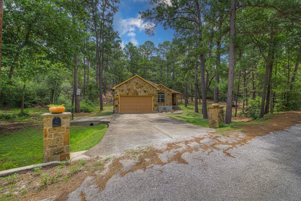 107 Nanakuli, Bastrop