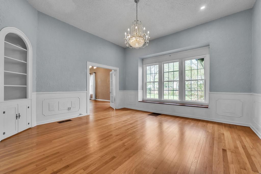 300 Mills Street, Smithville