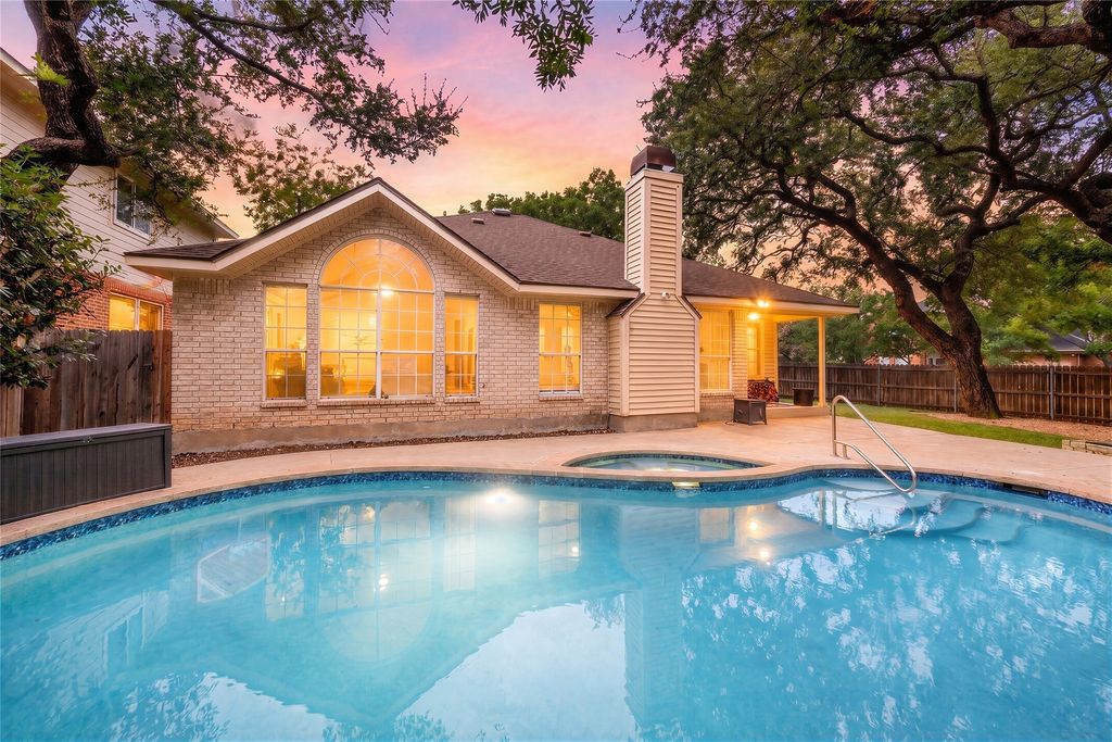 6112 Jumano Lane, Austin