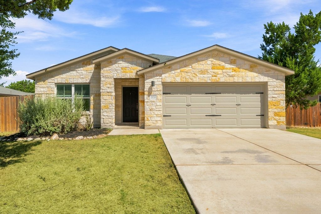 21720 Crystal Way, Lago Vista