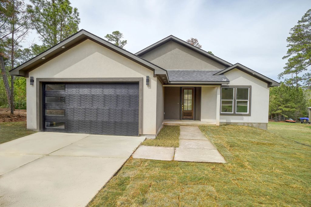 110 Mamalu, Bastrop