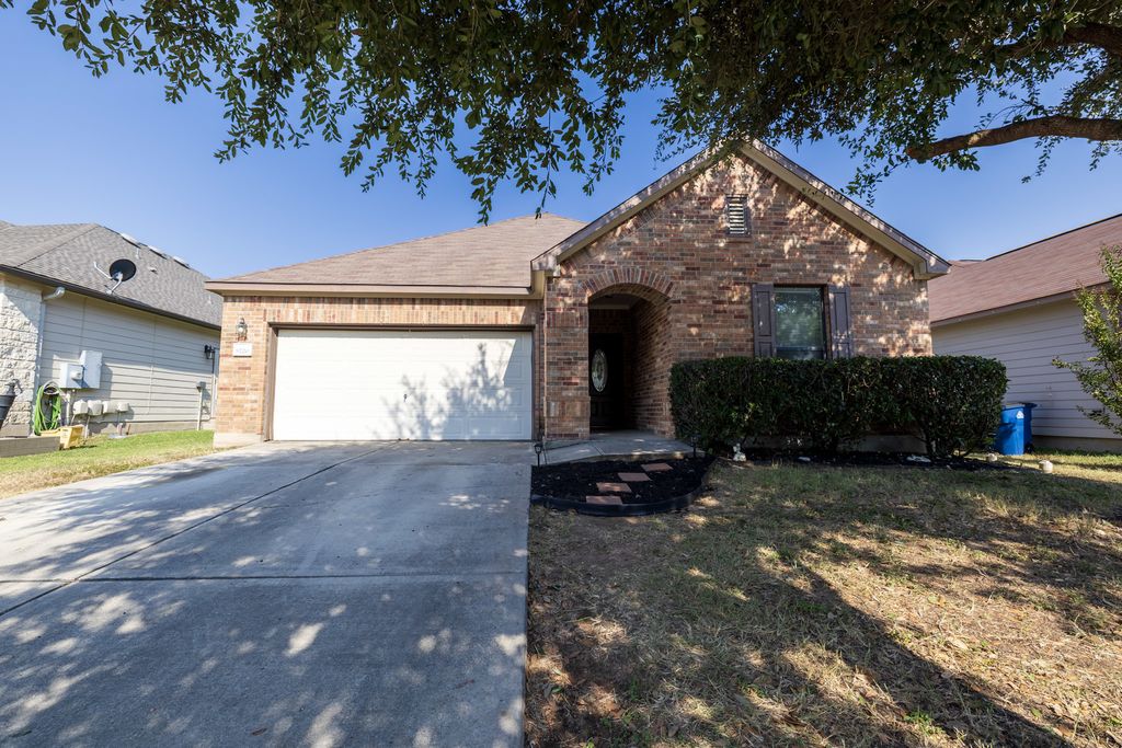 8720 Sturmer Street, Austin