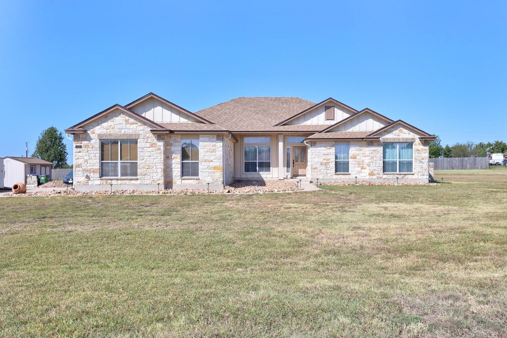 104 S Buckboard, Liberty Hill
