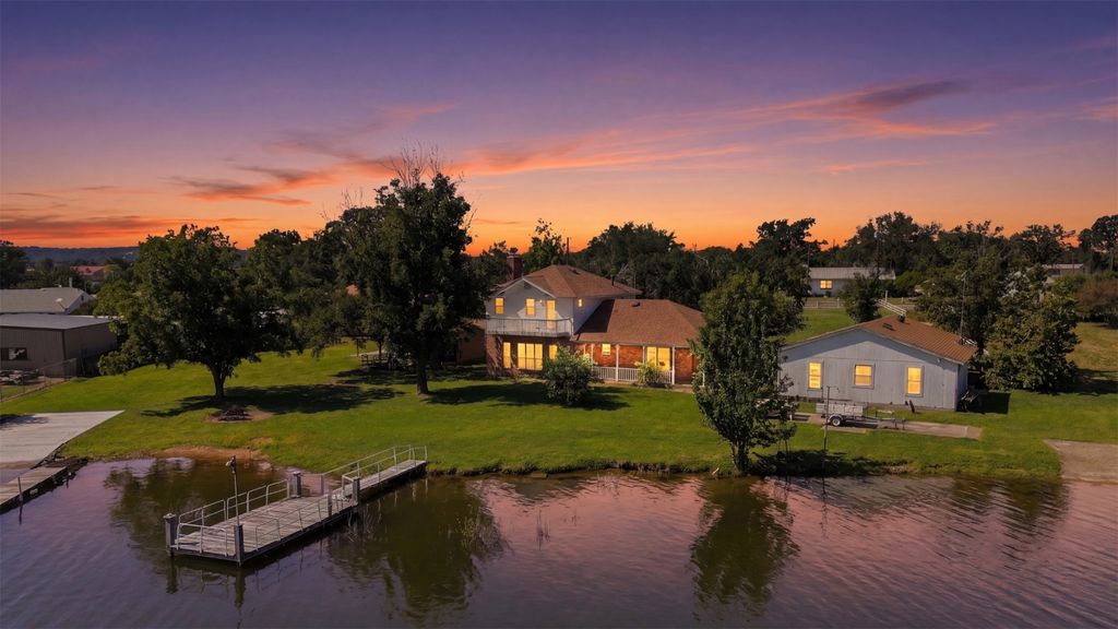 220 Hummingbird Circle, Buchanan Dam