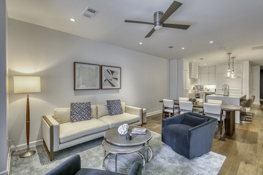 90 Island Drive 7303, Horseshoe Bay
