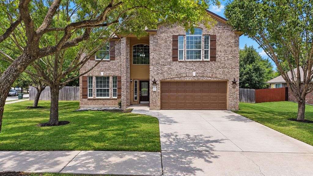 201 Middle Creek, Buda