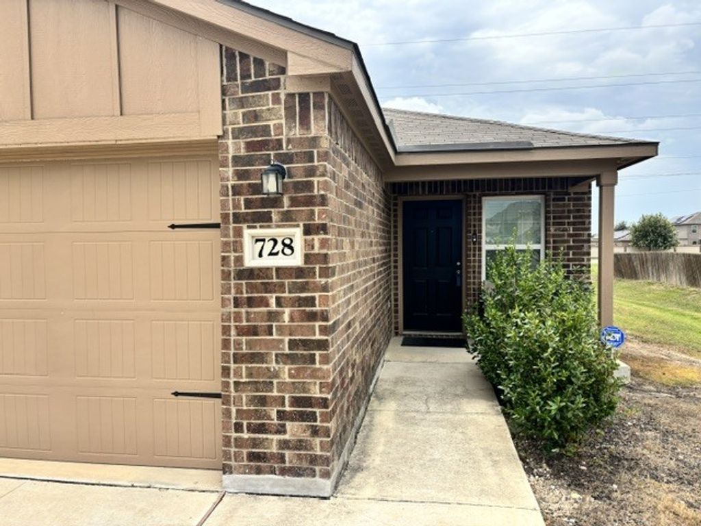 728 Shoal Creek Creek, New Braunfels